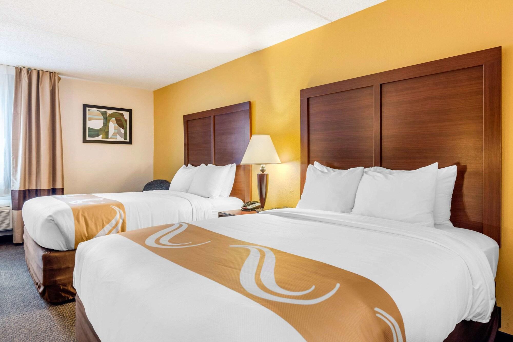Quality Inn & Suites Zanesville Eksteriør billede
