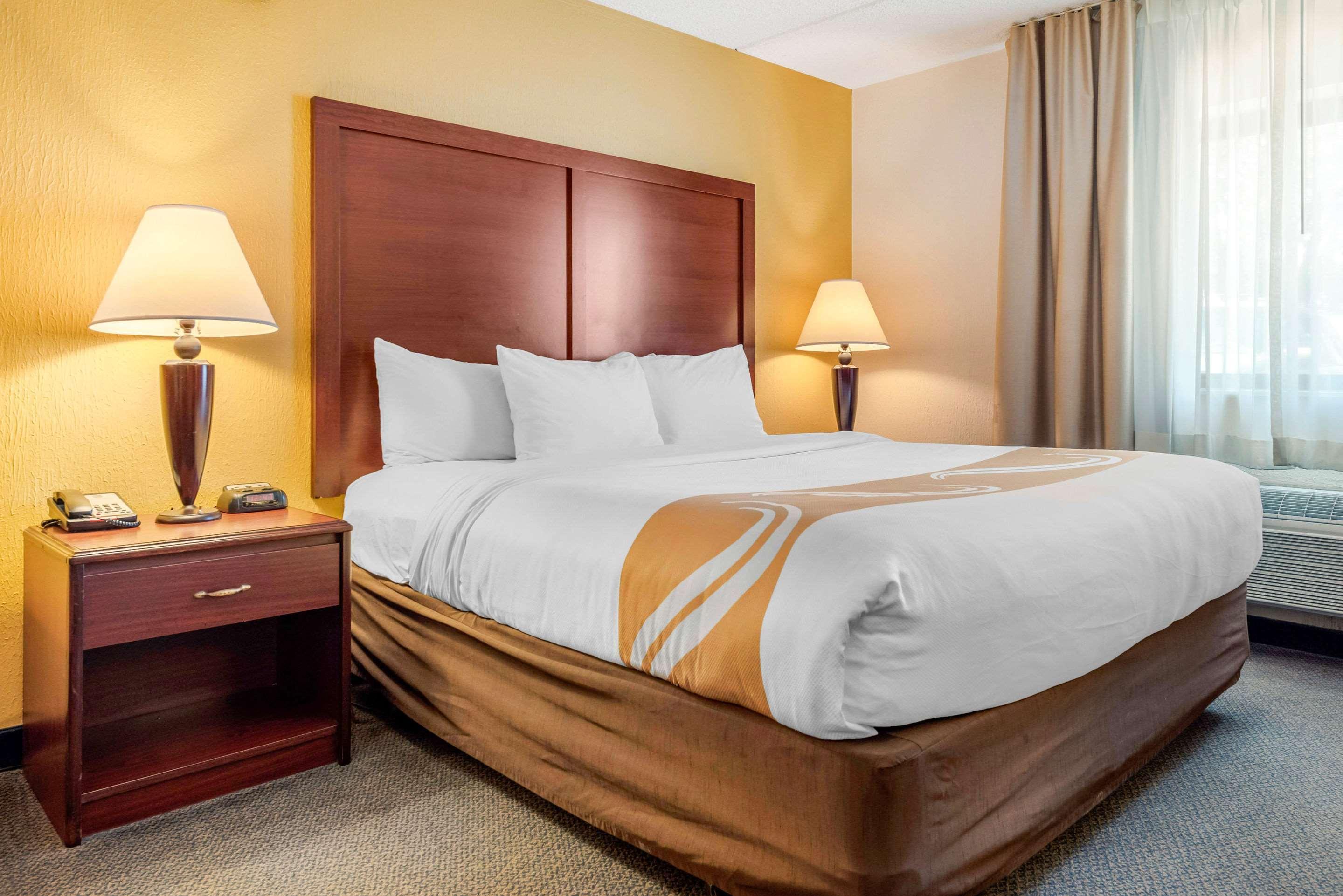 Quality Inn & Suites Zanesville Eksteriør billede