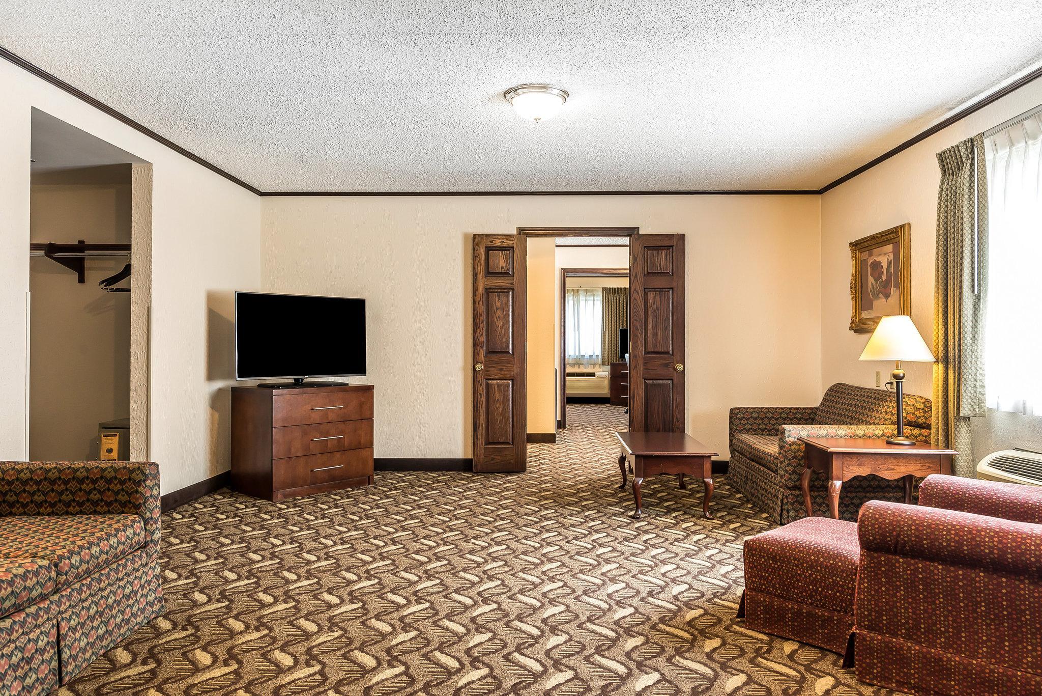 Quality Inn & Suites Zanesville Eksteriør billede