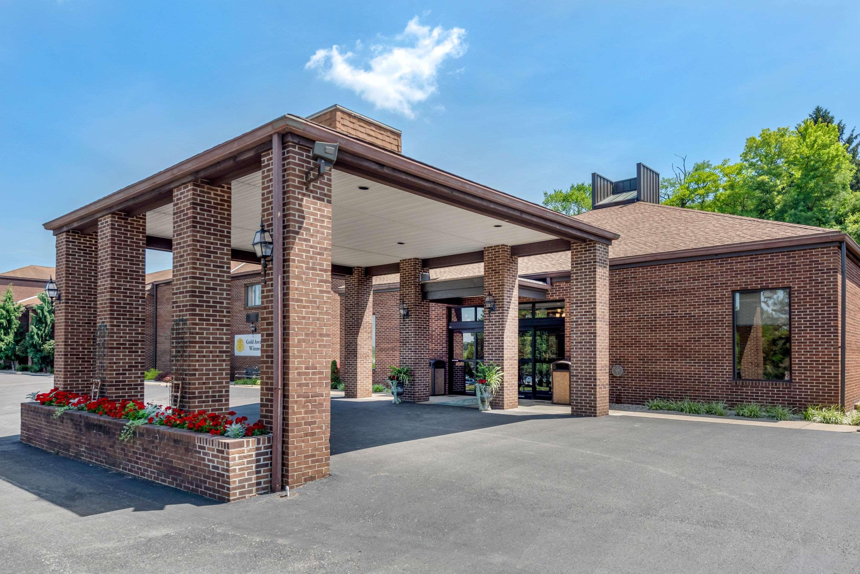Quality Inn & Suites Zanesville Eksteriør billede